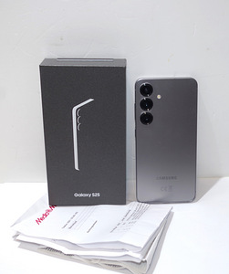 Samsung Galaxy S25 5G 12/128GB SM-S931B/DS Silver Shadow (3 foto / 4)