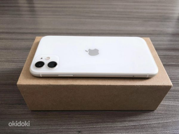 Гарантия на Apple iPhone 11 64 ГБ (фото #1)