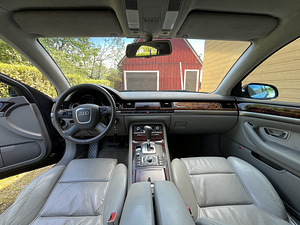 Audi A8 D3 4.2TDi 240kw (11 foto / 13)