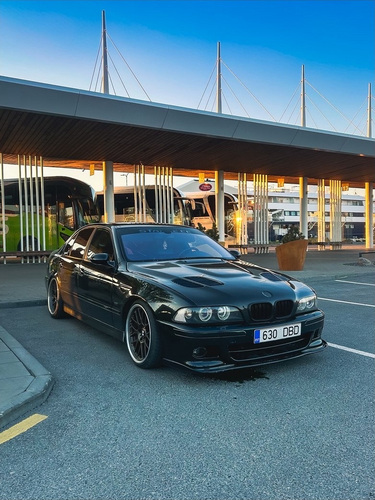 BMW E39 540i manuaal