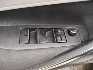 Продам Toyota Corolla (7 фото из 12)