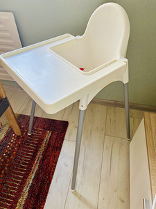 Стульчик для кормления IKEA (1 фото из 4)