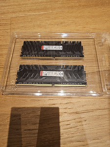Kingston HyperX Predator DDR4 32GB (2×16GB), 3600MHz, CL17 (1 foto / 3)