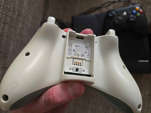 Xbox 360 S Kinect (2 foto / 3)
