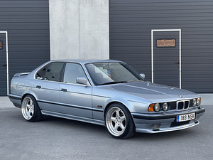 BMW E34 525i 141kw (7 foto / 9)