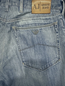 Armani (3 foto / 4)