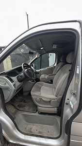 Opel Vivaro 1.9 R4 DTi 74kw (5 foto / 9)