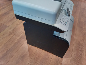 Laserprinter HP Color LaserJet CM2320nf MFP (5 foto / 8)