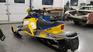 Ski-Doo MXZ 800 (3 foto / 8)