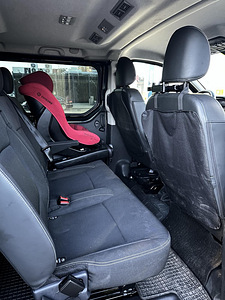 Renault Trafic (8 foto / 15)