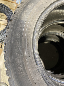 195/65/R15 NOKIAN (3 foto / 3)