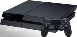 Playstation 4 (500Gb) 2 gamepads + 4 games