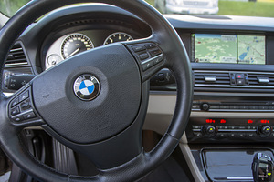 BMW 535d Xdrive (9 foto / 14)