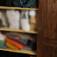 Старинный крепкий шкаф/гардероб в сельском доме периода EW (фото #4)