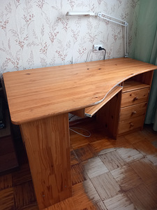Kirjutuslaud (2 foto / 3)