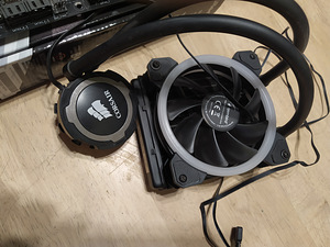 Z170M Pro4S + i5 6600k + Corsair Hydro H50 Vesijahutus (6 foto / 7)