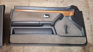 Salon Audi COUPE 80 90 B4 S2 (4 foto / 6)