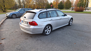 BMW 318D Shadowline (1 фото из 14)