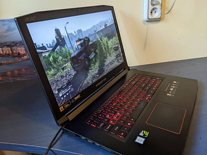 Продам б/у ноутбук Acer Helios 300 144hz 1060GTX. (1 фото из 10)