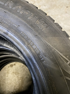 195/65/15 4tk Kumho 5-6mm (4 foto / 4)