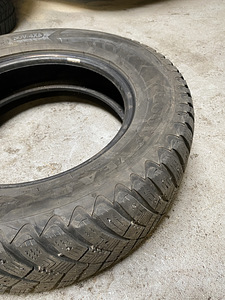 235/65/17 4tk Goodyear SUV4x4 7-8mm (3 foto / 3)