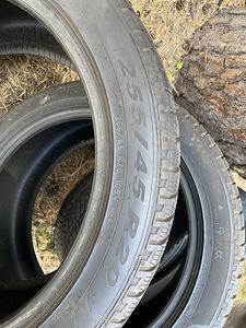 Rehvid lamell Pirelli Skorpion r20 255/45 2tk 235/50 2tk (5 foto / 5)