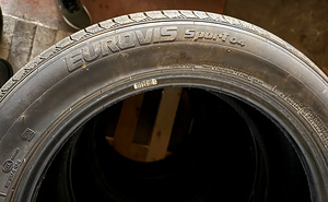 215/55R17 94W - Roadstone Eurovis Sport 04 (3 foto / 3)