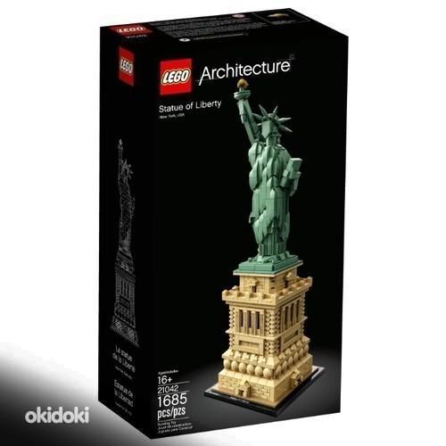 Новый невскрытый Lego  21042 Статуя Свободы (фото #2)