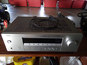 Yamaha RX-V357 5.1 resiiver (1 foto / 2)