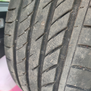 Suurepärased madala profiiliga rehvid 245/40/ZR18 (6 foto / 9)