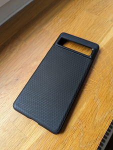 Продается: Google Pixel 7 Obsidian 128gb + корпус Spigen (3 фото из 3)
