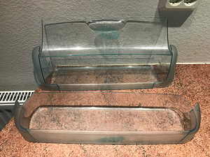 Riiulid külmkapi uksel Electrolux ER9004B (2 foto / 3)