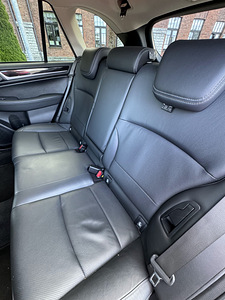 Subaru Outback Summit 2.5 129kW (9 foto / 13)