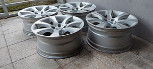 18-дюймовые диски BMW специальной ширины 5x120 9x18 et32 8x1 (2 фото из 4)
