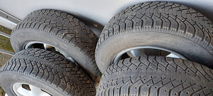 17-дюймовыеBMW диски 5x120 7,5x17 et 40 шины 245 65 17 (2 фото из 2)