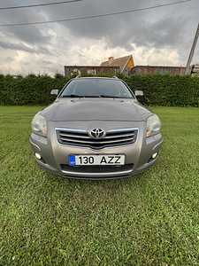 Toyota Avensis 2.2 130kw 2007 a (1 foto / 9)
