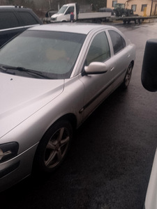 M/v Volvo s60 (4 foto / 7)
