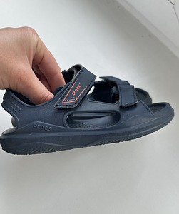Crocs sandaalid lapsele Suurus C11