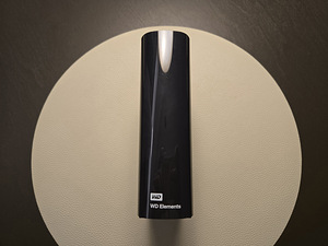 Western Digital WD Elements 8TB USB 3.0 (1 фото из 1)