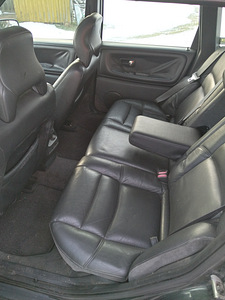 Volvo V70XC (11 фото из 13)