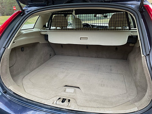 Volvo V60 Summum (11 foto / 12)