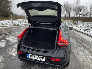 Volvo V40 Ocean Race Intelli Safe Pro 2.0 110kW (10 foto / 12)