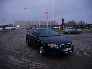 Audi a4 Avant 2007.2.0. tdi 103 kw . (3 foto / 14)