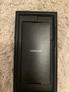 Samsung S22 Ultra 256GB (2 foto / 4)