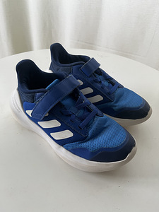 Adidas tossud 34