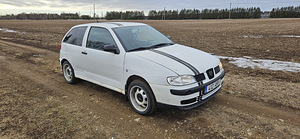Продается Seat Ibiza (2 фото из 5)