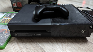 Xbox One, 1 ТБ (2 фото из 5)