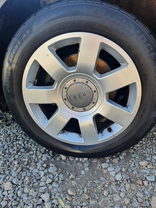 Veljed suverehvidega AUDI-le (3 foto / 4)