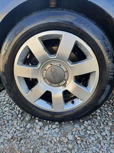 Veljed suverehvidega AUDI-le (4 foto / 4)