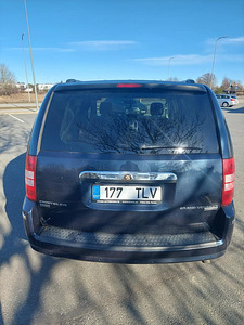 Chrysler Grand Voyager Limited (2 foto / 10)